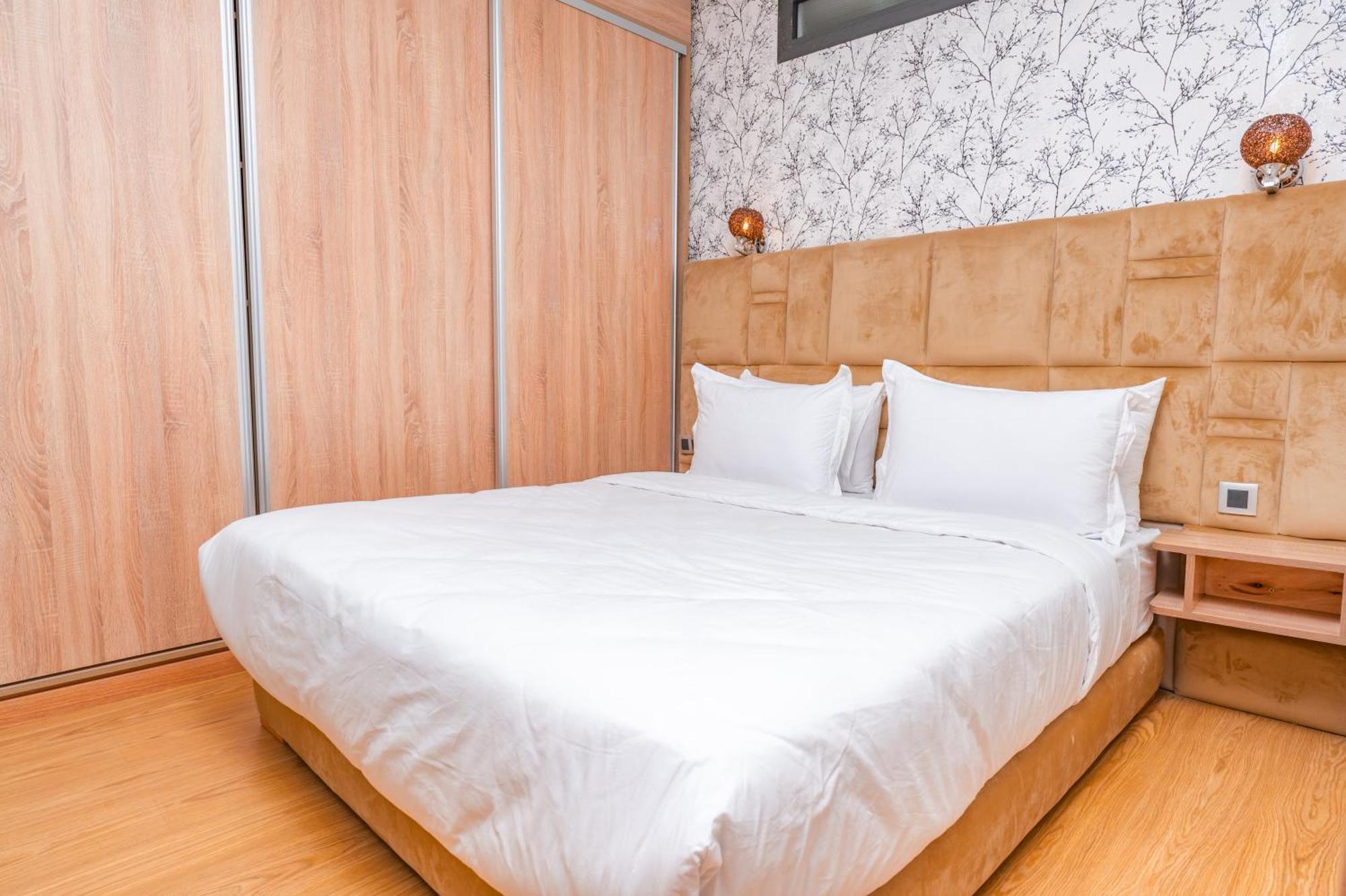 Maarif Elite Suites Казабланка Екстериор снимка